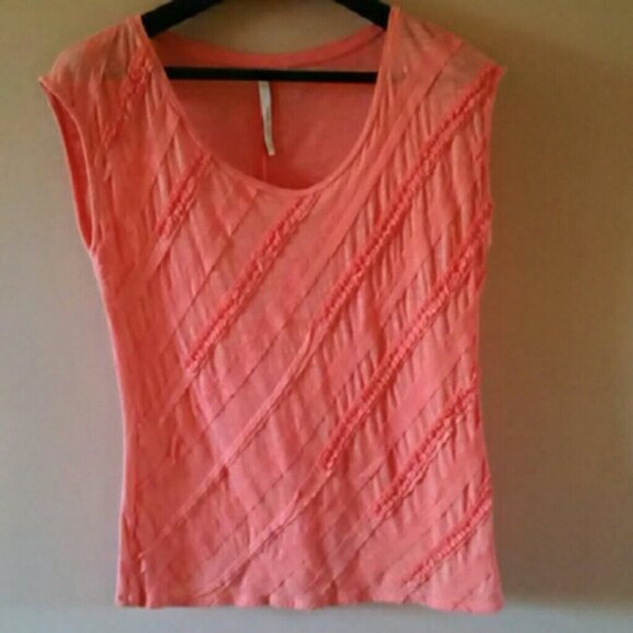 Lauren Conrad Ruffle Summer Top - Picture 1 of 3